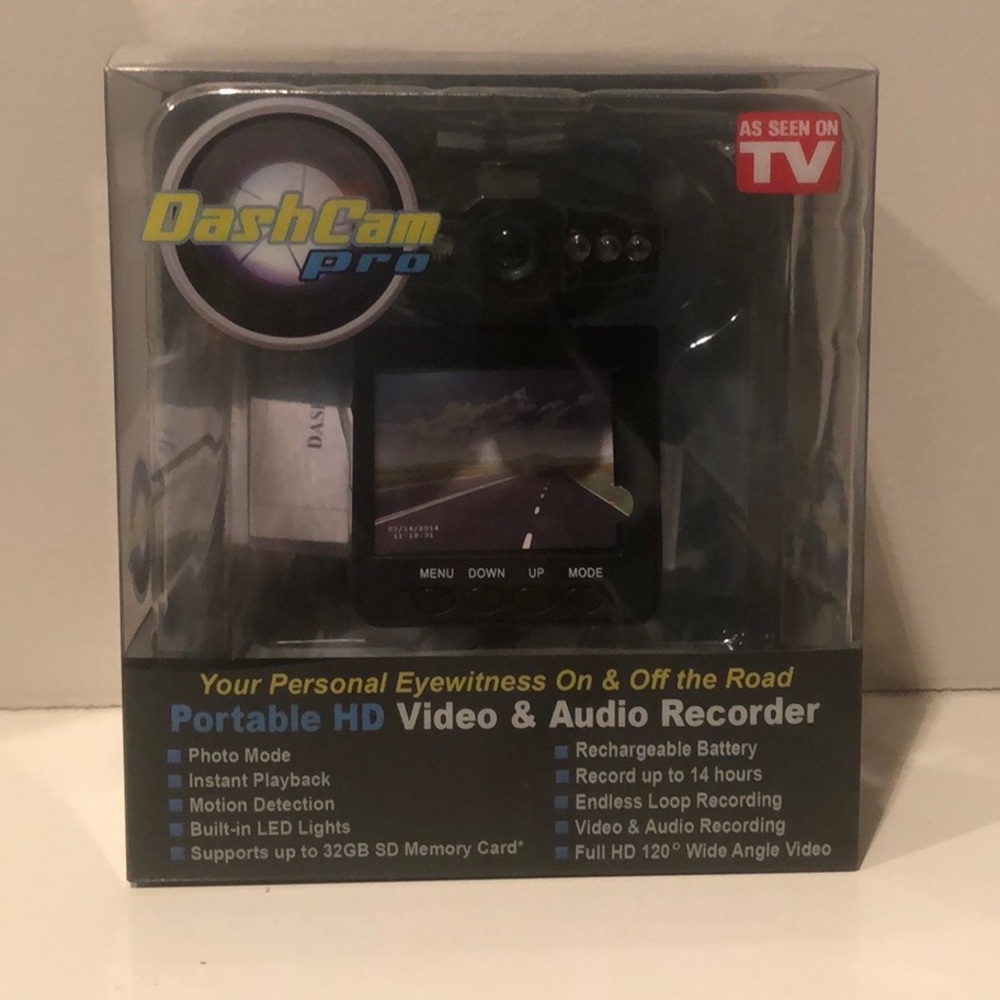 BNIB Dash Cam & SD card